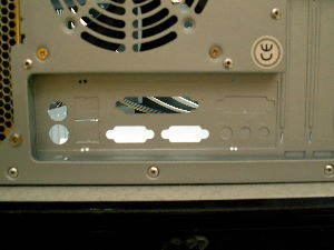 ケース背面パネル変更前のデフォルト形状